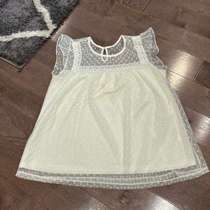 Lace Overlay Sleeveless Blouse